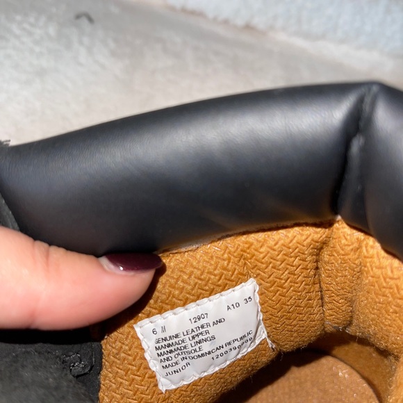 Black Timberland Boots - Picture 4 of 6